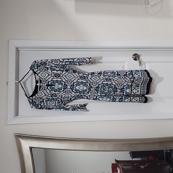 Dress - Picture 1 of 1